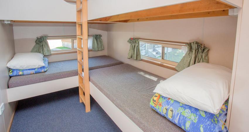 Easts Narooma Accommodation Waterfront Bungalow Bungalow 900px Jul 19 0009